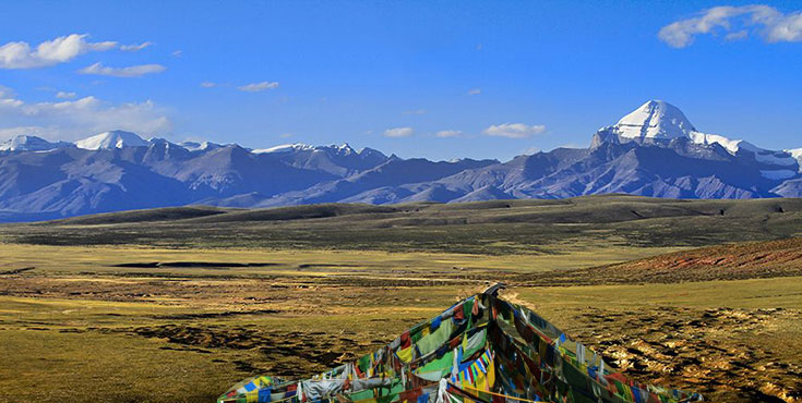 チベットのチョモランマ峰とカイラス山観光ツアー