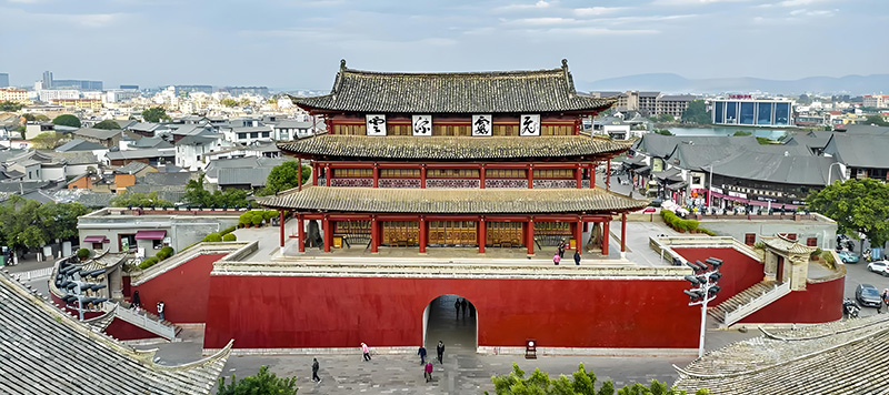 雲南　建水古城　朝陽楼